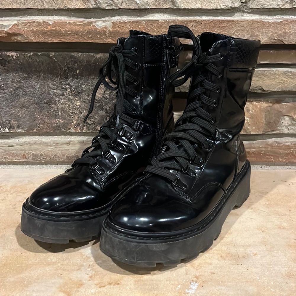 Circus by Sam Edelman Sanders Faux Patent Leather Black Platform Lace Up Boots